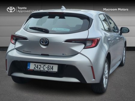 2024 Toyota Corolla - photo 2