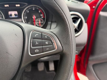 2017 Mercedes-Benz A Class 160d 1.6Cdi STYLE thumbnail