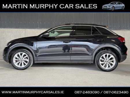 2023 Volkswagen T-Roc - thumbnail 3