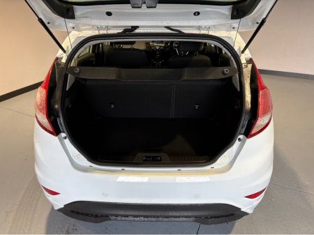2016 Ford Fiesta Auto - Low KMs - Body Kit - 2 Yrs NCT €11,700 thumbnail