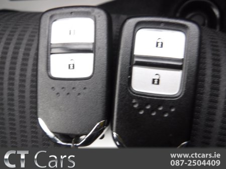 2018 Honda Fit 1.5 AUTO HYBRID MODULO STYLING LOW MILEAGE €13,250 thumbnail