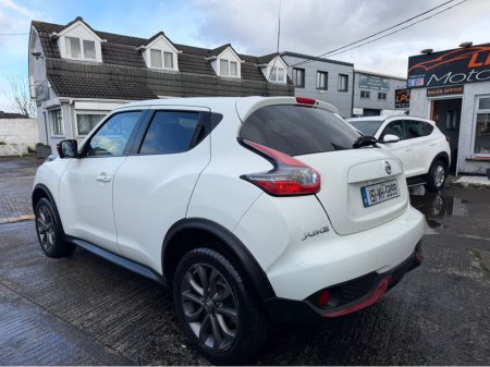 2015 Nissan Juke 1.6 TEKNA 115BHP 5DR AUTO €9,990 thumbnail
