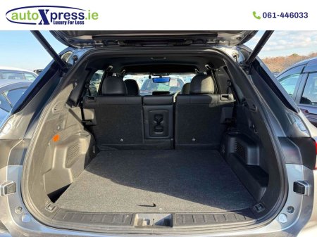 2023 Mitsubishi Outlander PHEV 4WD BLACK EDITION, Low mileage, reversing camera thumbnail