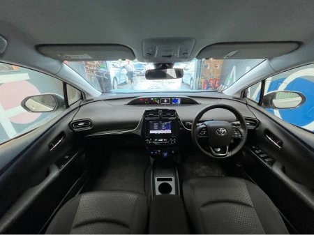 2022 Toyota Prius 2022 TOYOTA PRIUS S 1.8 AUTOMATIC / CRUISE CONTROL / REVERSE CAMERA AND MORE thumbnail