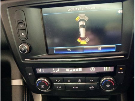 2018 Renault Kadjar 1.5 DCI SIGNATURE NAV : Leather / Suede : Rev Cam / Sat Nav : FINANCE ARRANGED : €14,950 thumbnail