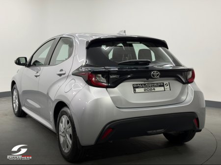 2024 Toyota Yaris - thumbnail 6