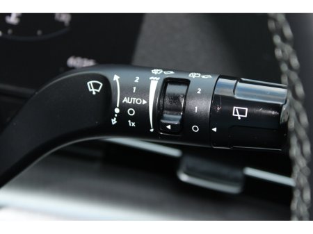 2025 Hyundai Kona 1.0 T-GDI Elegance €34,950 thumbnail