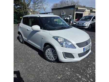 2016 Suzuki Swift - thumbnail 2