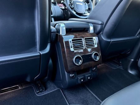 2020 Land Rover Range Rover - thumbnail 16
