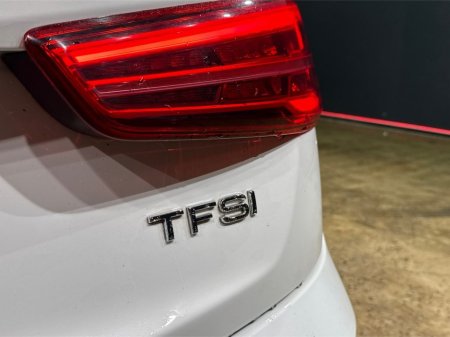 2017 Audi Q3 1.4 TFSI - AUTOMATIC - ALLOY WHEELS - ELECTRIC TAILGATE - MULTI FUNCTION STEERING WHEEL - CRUISE CONTROL - REVERSE CAMERA €18,950 thumbnail