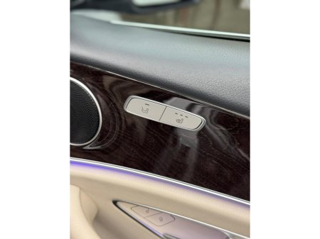 2017 Mercedes-Benz E Class - thumbnail 11