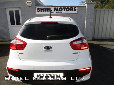 2016 Kia Rio - thumbnail 11