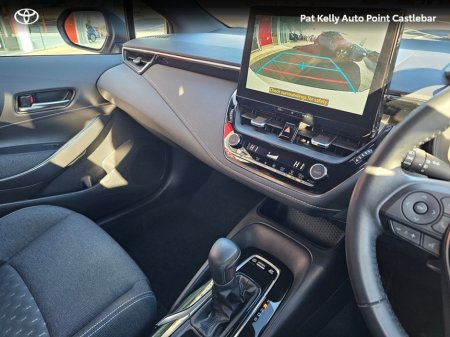 2024 Toyota Corolla COROLLA HYBRID LUNA H/B €29,900 thumbnail