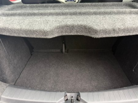 2017 Nissan Micra - thumbnail 20