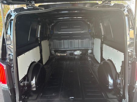 2026 Mercedes-Benz Vito SOLID REAR TAILGATE thumbnail
