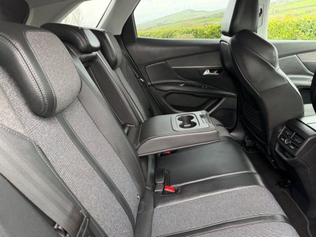 2019 Peugeot 3008 - thumbnail 13