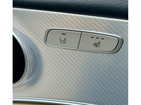 2019 Mercedes-Benz E Class - thumbnail 10