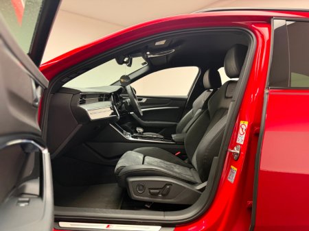 2023 Audi A6 50 TFSI E QUATTRO AVANT BLACK EDITION €49,990 thumbnail