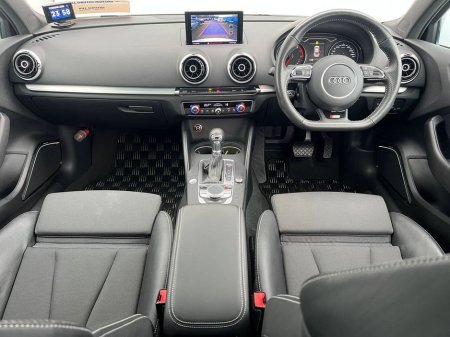 2015 Audi A3 S-LINE 1.4 TFSI * HUGE SPEC * // OPENING PAN ROOF // NEW 19" S-LINE ALLOYS // S-LINE INTERIOR €19,900 thumbnail