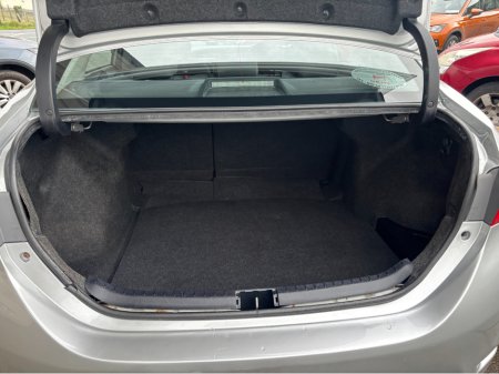 2015 Toyota Corolla 1.4 D-4D LUNA 4DR thumbnail