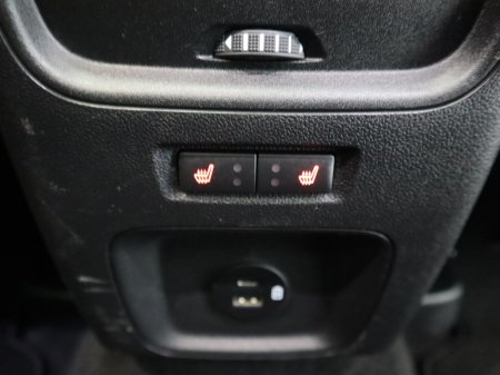 2022 Ford Kuga - thumbnail 25