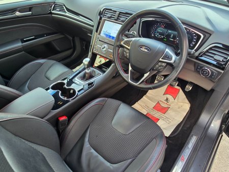 2020 Ford Mondeo - thumbnail 18