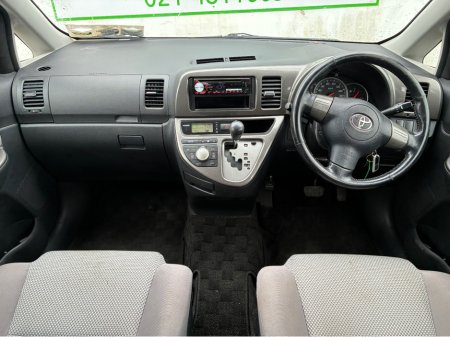 2008 Toyota Wish ZNE10 5DR A AUTO €3,950 thumbnail