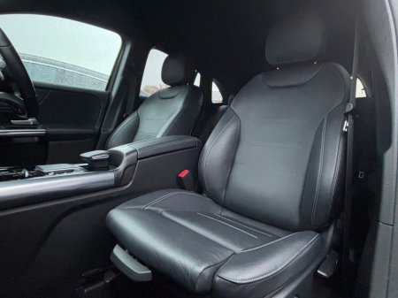 2021 Mercedes-Benz GLA Class 250E AMG EXCLUSIVE EDITION €34,995 thumbnail