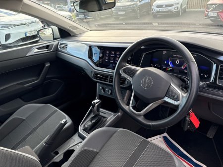 2024 Volkswagen Polo POLO STYLE 1.0 TSI 95HP D7F €24,975 thumbnail