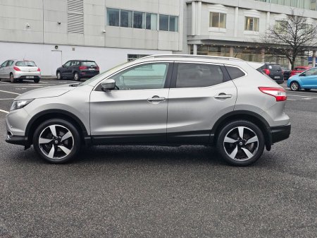 2017 Nissan Qashqai - thumbnail 9
