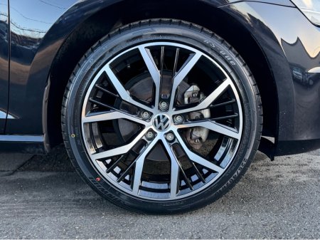 2017 Volkswagen Golf 1.2 TSI COMFORTLINE AUTO €17,450 thumbnail