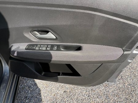2025 Dacia Sandero - thumbnail 8