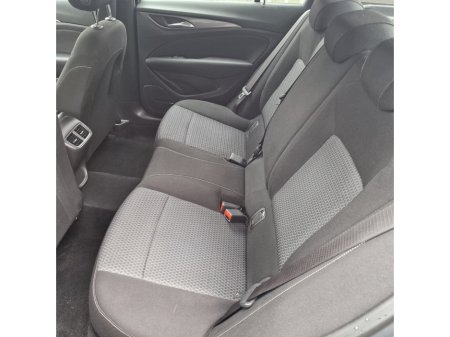 2021 Opel Insignia - thumbnail 9