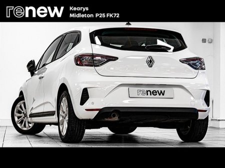 2025 Renault Clio - view 3