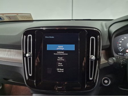 2021 Volvo XC40 - thumbnail 22