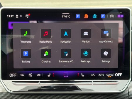 2025 Volkswagen Golf GTE TSI MK 8.5 LONGER RANGE €41,995 thumbnail