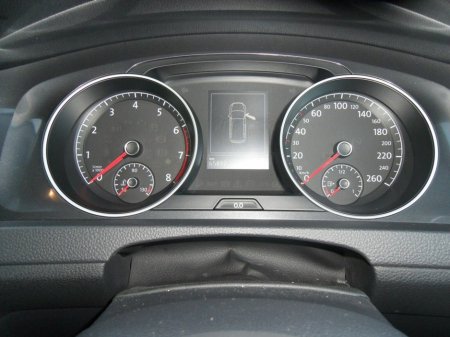 2017 Volkswagen Golf - thumbnail 8