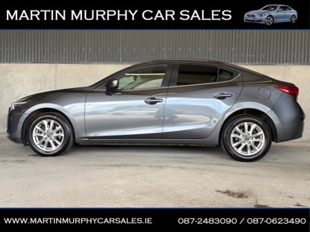 2017 Mazda Mazda3 - thumbnail 3