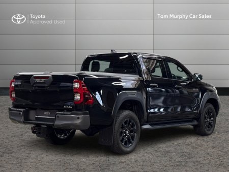 2026 Toyota Hilux Hilux 2.8 MHEV Invincible €49,972