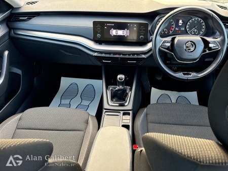 2022 Skoda Octavia AMBITION 2.0 TDI New Model €24,995 thumbnail