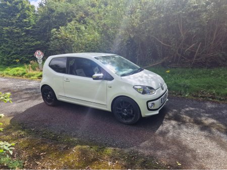 2014 Volkswagen up! 3DR AUTO .. HIGH-SPEC