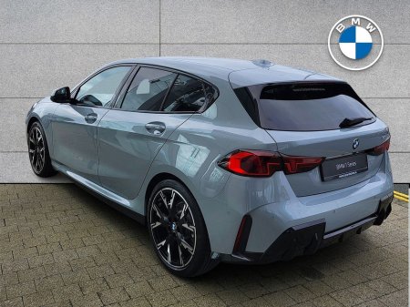 2026 BMW 1 Series - view 2