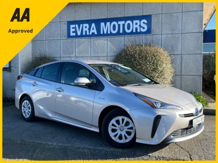 2019 Toyota Prius - thumbnail 1