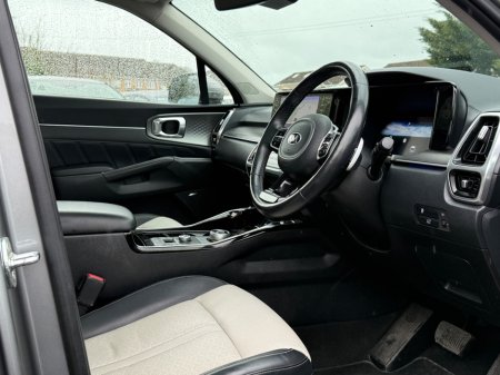 2021 Kia Sorento - thumbnail 15