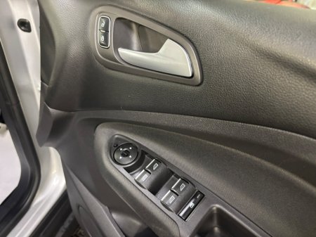 2017 Ford C-Max 1.5 TDCi 95PS Zetec €10,950 thumbnail