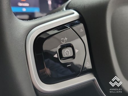 2025 Volvo XC90 - thumbnail 24