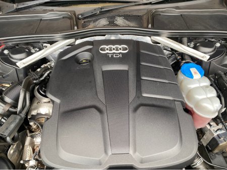 2017 Audi A4 - thumbnail 25