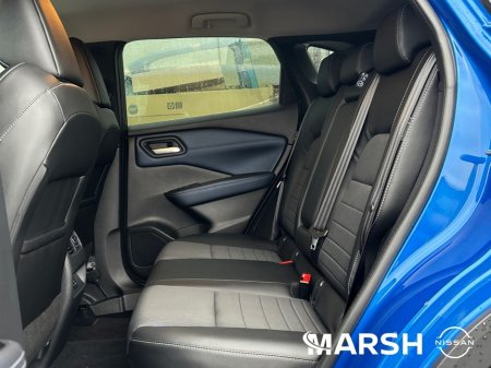 2023 Nissan Qashqai 1.3 MILD HYBRID SV PREMIUM 5DR €28,925 thumbnail