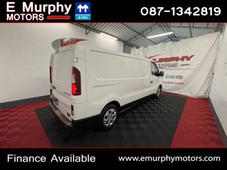 2022 Renault Trafic - thumbnail 4