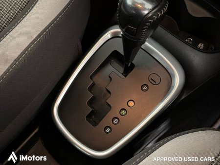 2019 Toyota Yaris HY Hybrid Y20 4DR Auto €13,900 thumbnail